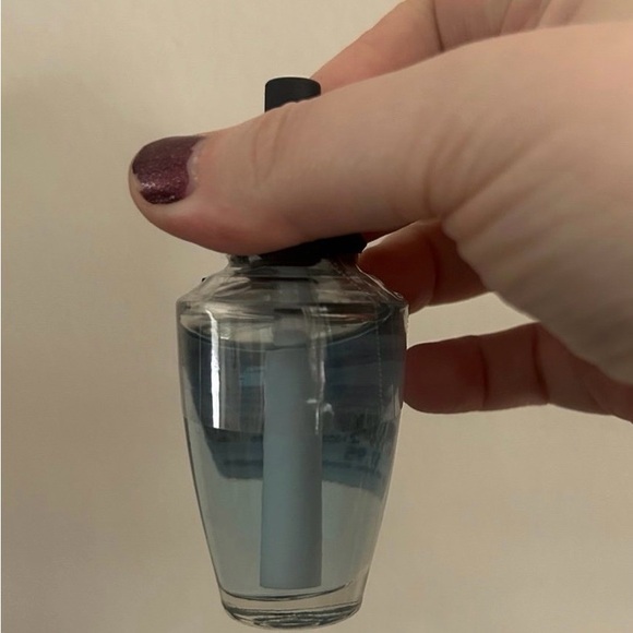 Bath + Body Works Willow and White Birch Wallflower NEW - Picture 2 of 3